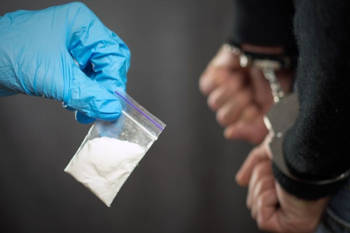 Five cops arrested over alleged drug misuse